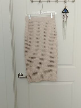 Willow And Wind Openwork Knit Midi Skirt in Light Beige